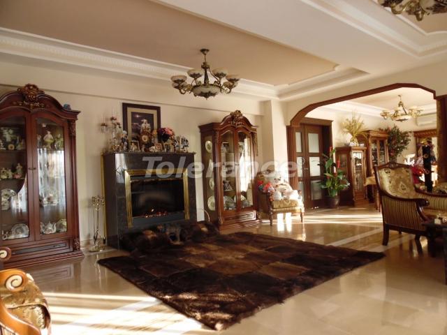 Kemer, Antalya içerisinde satılık Villa