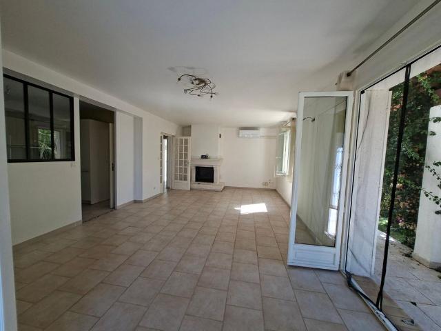 Maison location à Arrondissement de Toulon, Saint-cyr-sur-mer