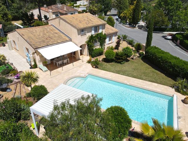 Maison vente à Arrondissement de Draguignan, Saint-raphaël