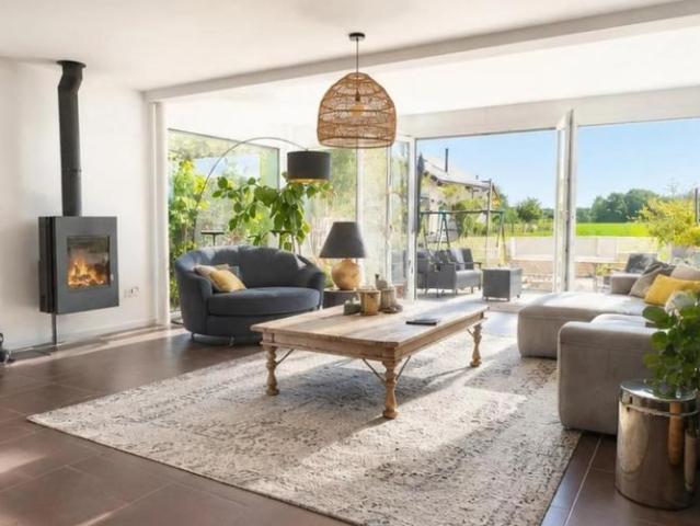 Haus kaufen in Aubonne, Waadt