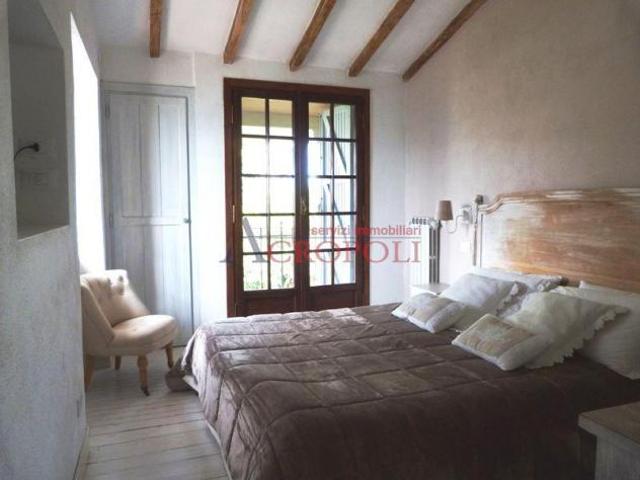 Villa Indipendente in affitto a Anguillara Sabazia, Roma