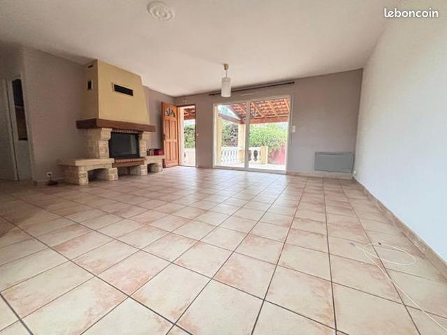 Maison vente à Arrondissement de Toulon, La Crau