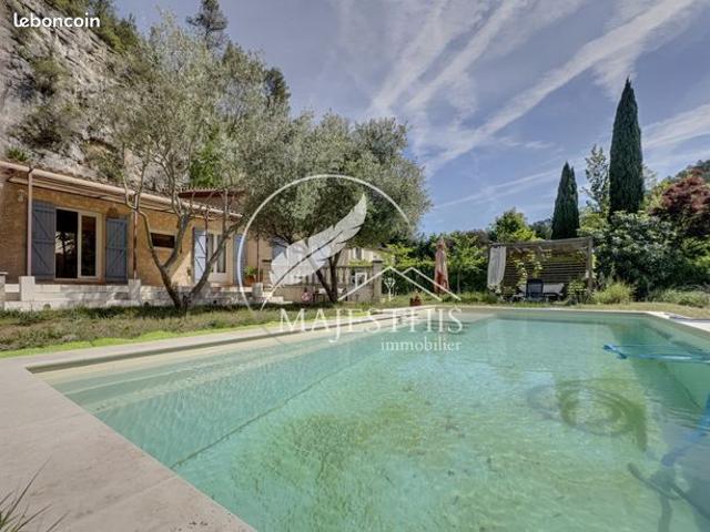 Maison vente à Arrondissement de Toulon, Solliès-toucas