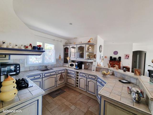 Maison vente à Narbonne, Conilhac-corbières
