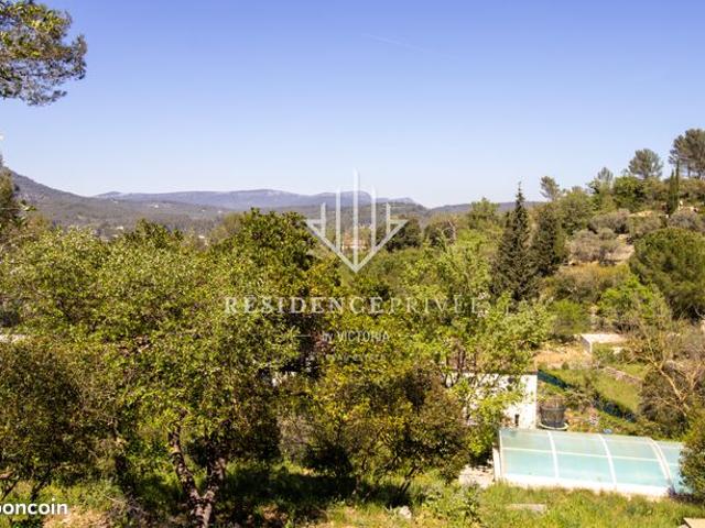 Maison vente à Arrondissement de Toulon, Solliès-toucas