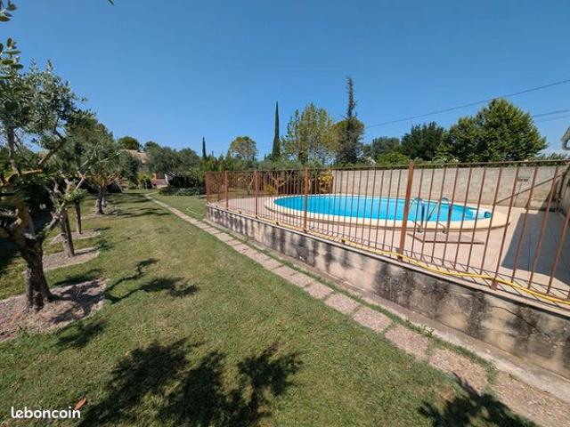 Maison vente à Carpentras, Althen-des-paluds
