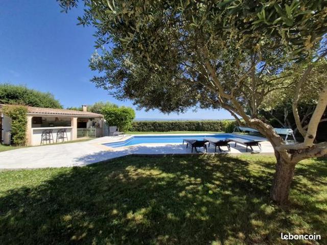 Maison vente à Narbonne, Névian