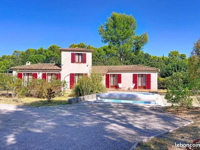 Maison vente à Brignoles, Le Thoronet