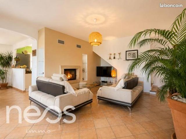 Maison vente à Arrondissement de Toulon, La Farlède