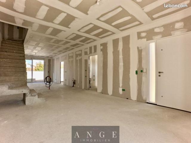 Maison vente à Arrondissement de Toulon, La Farlède