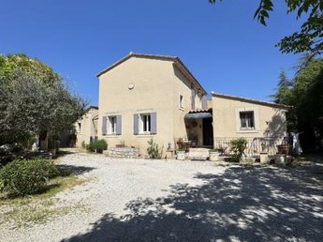 Maison vente à Carpentras, Sablet