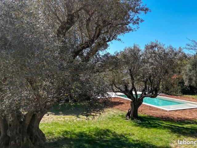 Maison vente à Arrondissement de Toulon, Le Beausset