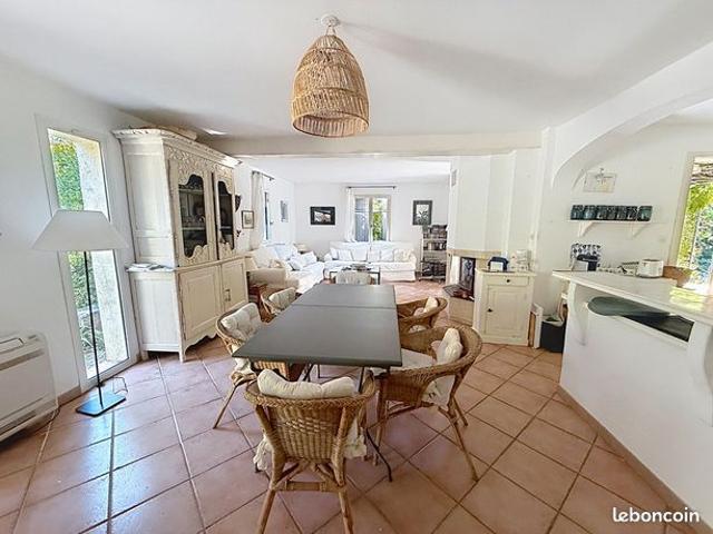 Maison vente à Apt, Cucuron