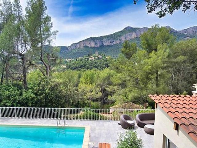 Maison vente à Arrondissement de Toulon, Le Revest-les-eaux