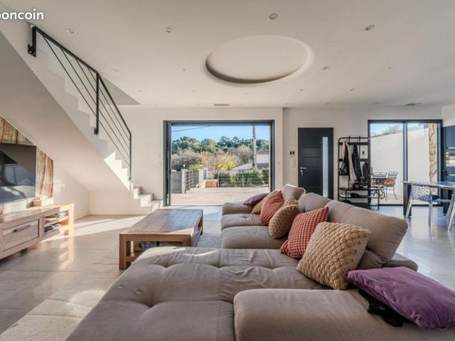 Maison vente à Nîmes, Aubais