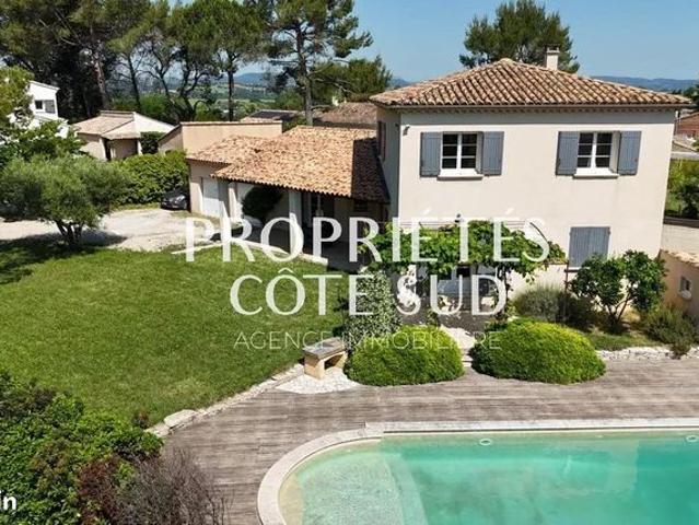 Maison vente à Nîmes, Tavel