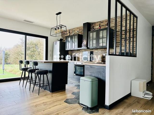 Maison vente à Nîmes, Pougnadoresse
