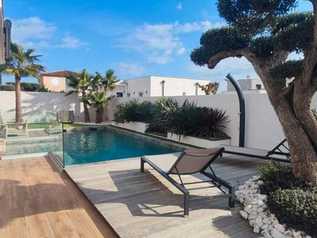 Maison vente à Béziers, Vias