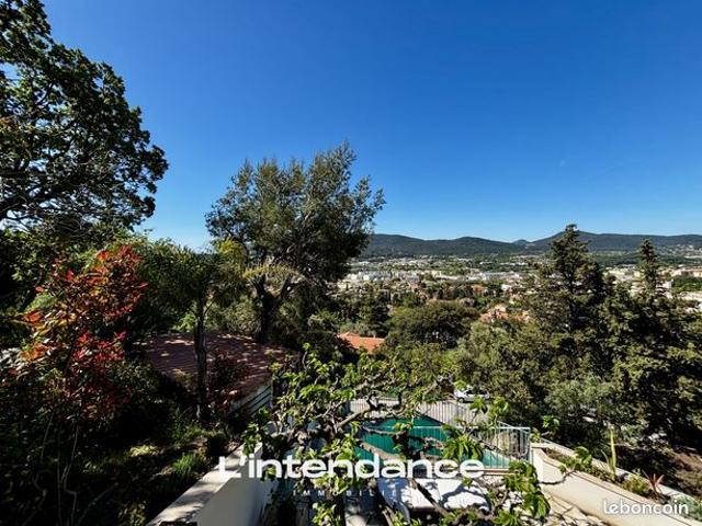Maison vente à Arrondissement de Toulon, Hyères