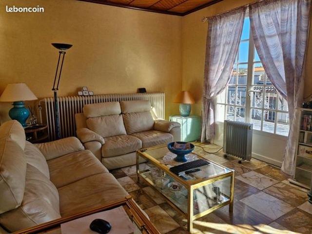 Maison vente à Roanne, Commelle-vernay
