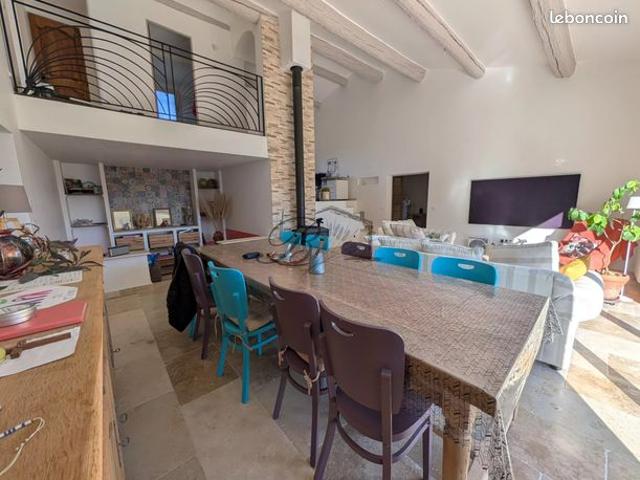 Maison vente à Apt, La Tour-d'aigues