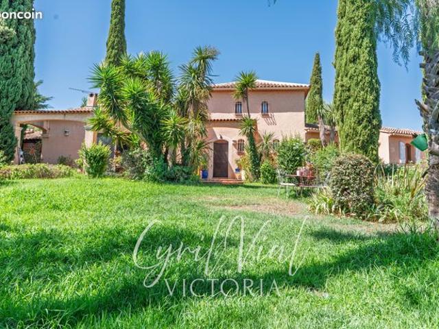 Maison vente à Arrondissement de Toulon, La Londe-les-maures