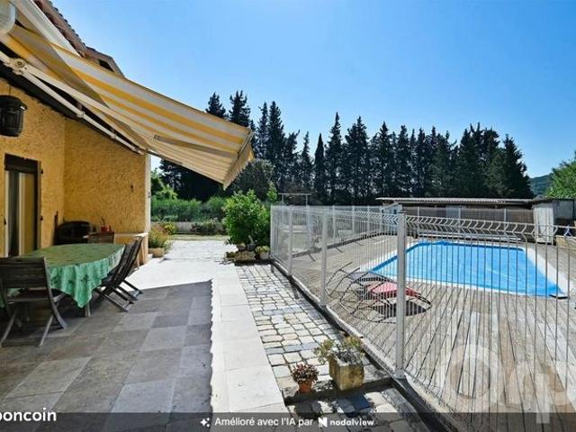 Maison vente à Nîmes, Comps