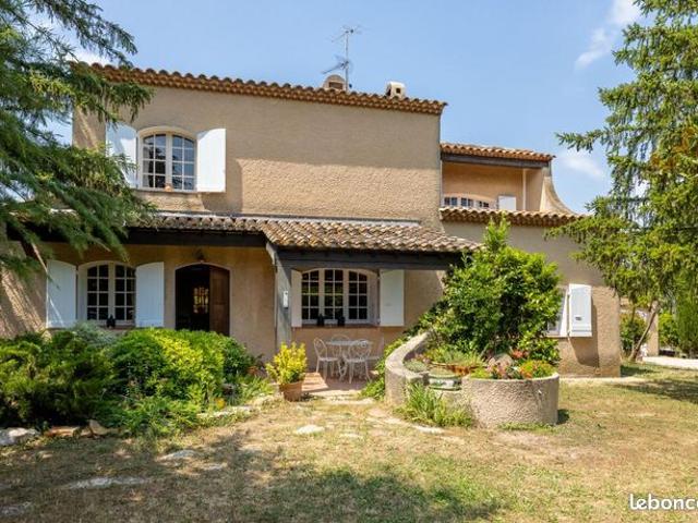 Maison vente à Roquefort-la-bédoule, Principauté de Monaco