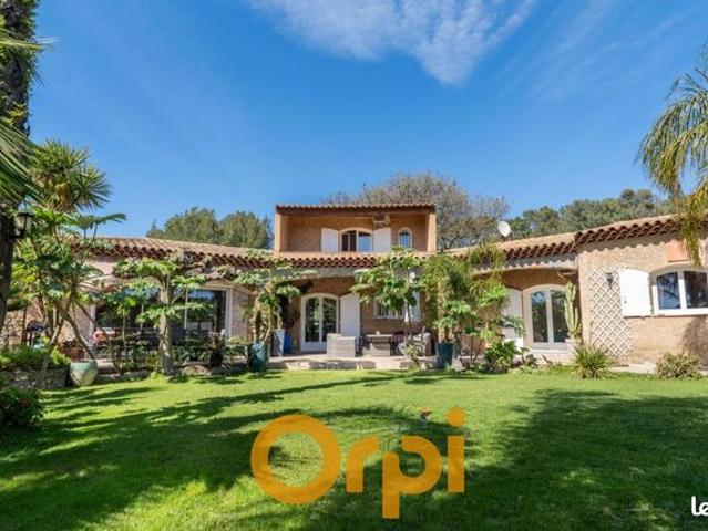 Maison vente à Arrondissement de Toulon, Carqueiranne
