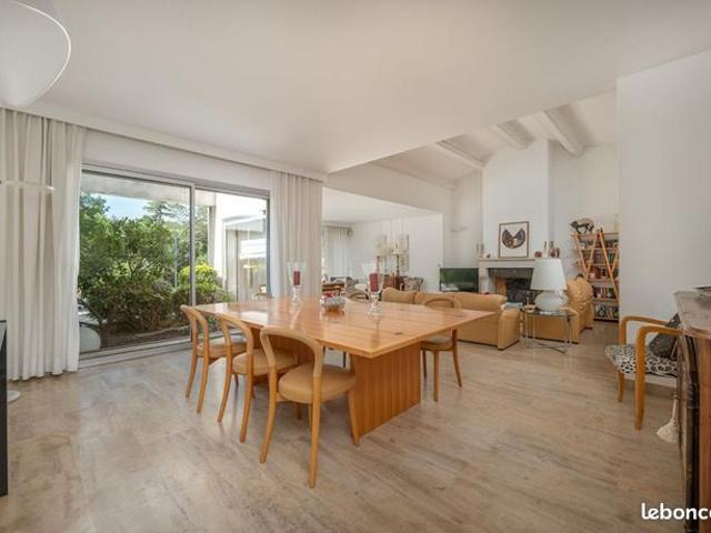 Maison vente à Nîmes, Gard