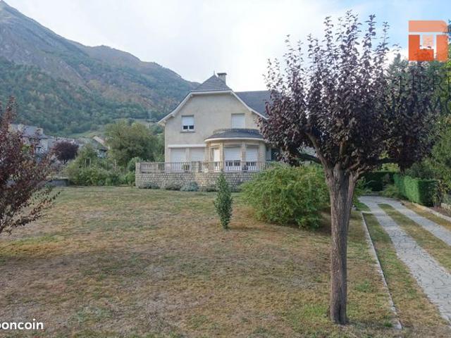 Maison vente à Oloron-Sainte-Marie, Laruns