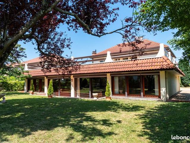 Maison vente à Riom, Mozac