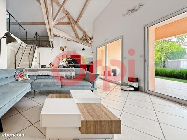 Maison vente à Genas, Rhône