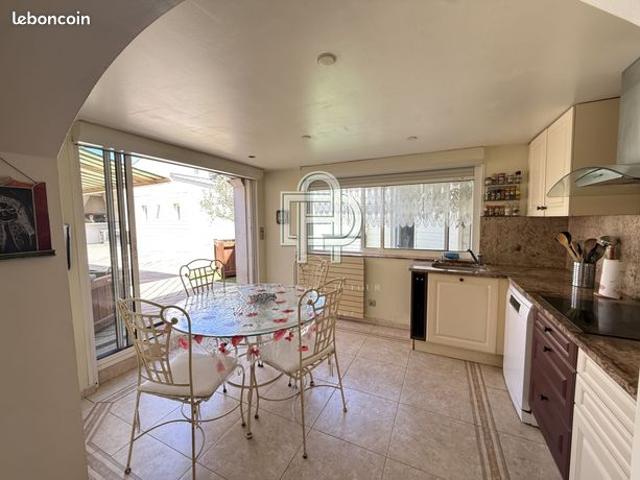 Maison vente à Narbonne, Gruissan
