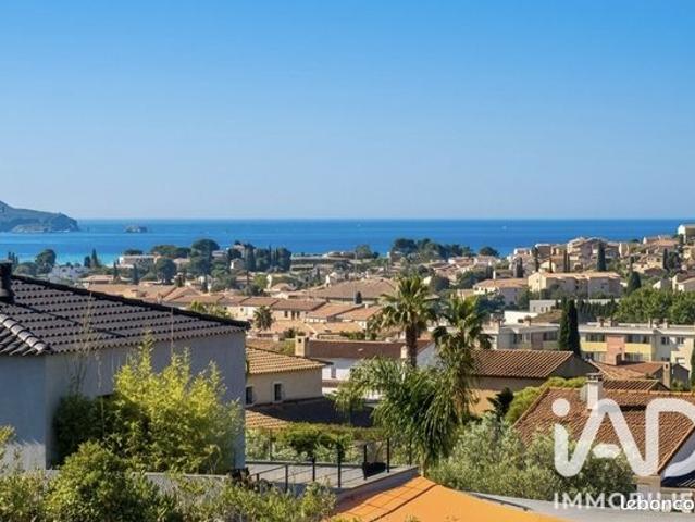 Maison vente à Arrondissement de Toulon, Carqueiranne