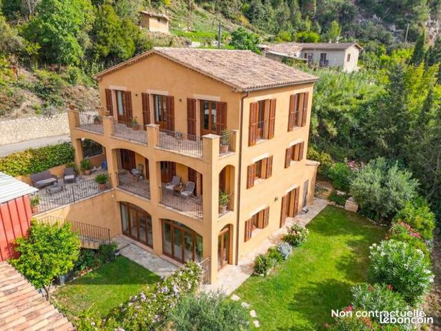 Maison vente à Nice, Drap