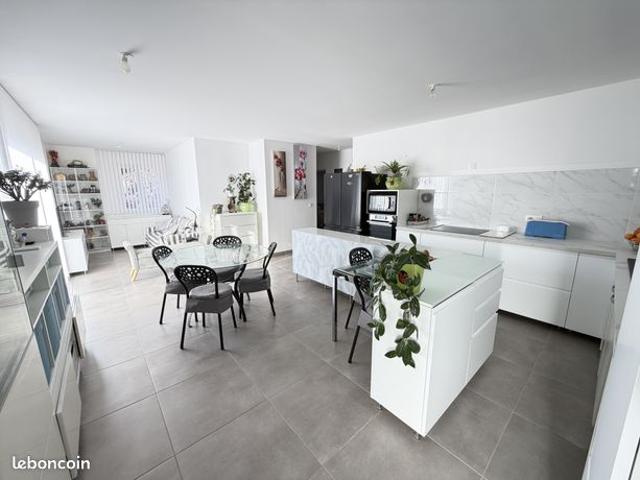Maison vente à Arrondissement de Draguignan, Salernes