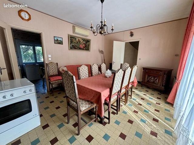 Maison vente à Castres, Saïx