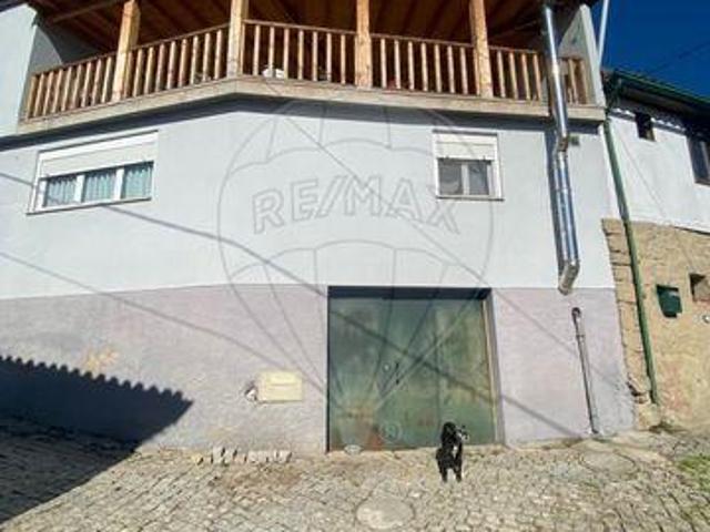 Casa venda em Argeriz, Vila Real