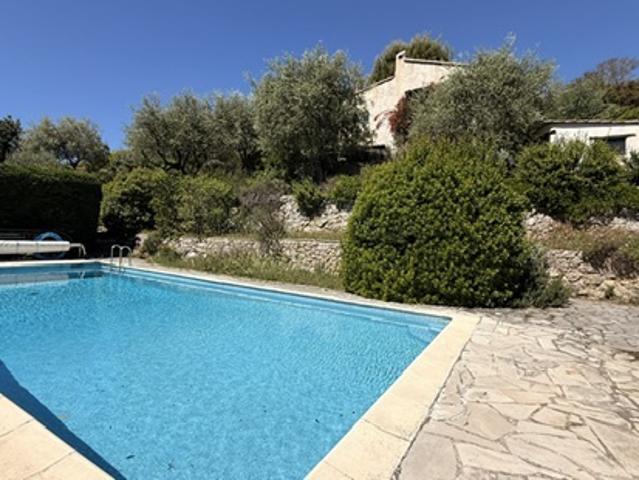 Villa vente à Grasse, Gattières