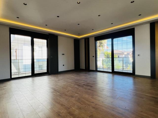 Kemer, Antalya içerisinde satılık Villa