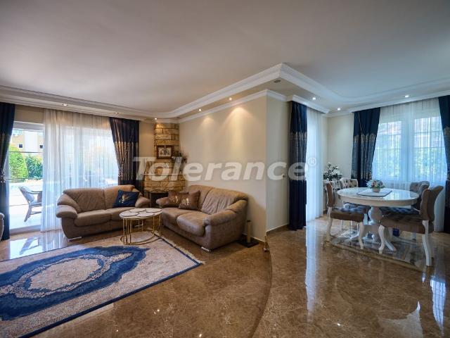 Kemer, Antalya içerisinde satılık Villa