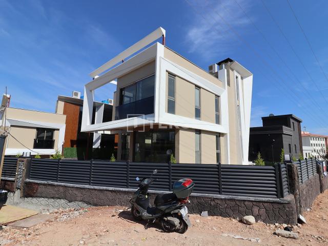 Mezitli, Mersin içerisinde satılık Villa