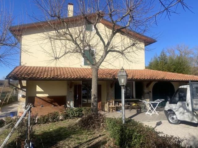 Villa Indipendente in vendita a Chiusi Città, Toscana