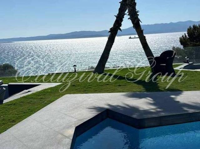 Çeşme, İzmir içerisinde satılık Villa