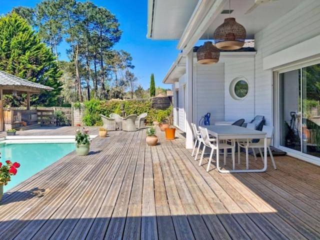 Maison vente à Arcachon, Salles