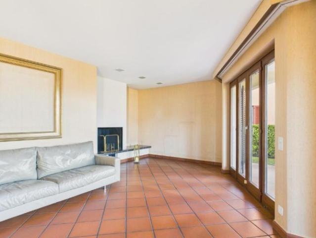 Haus kaufen in Aldesago, Tessin