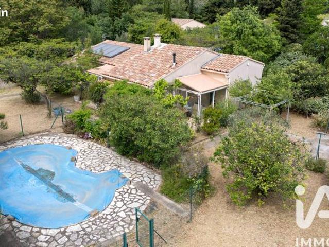 Maison vente à Nîmes, Estézargues