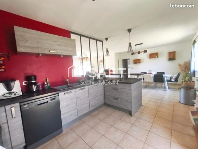 Maison vente à Bourg-en-Bresse, Boz