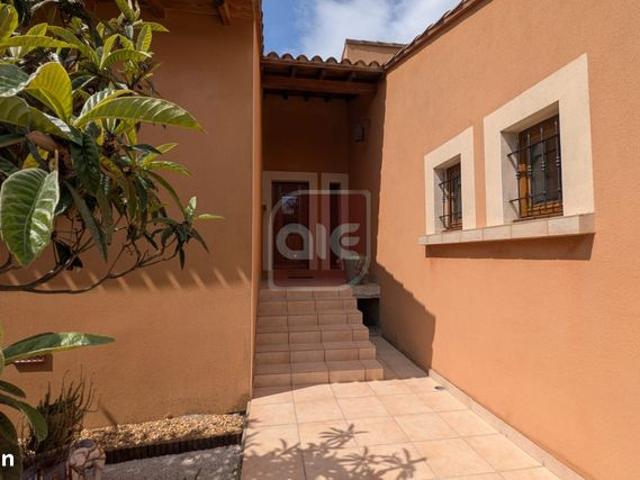 Maison vente à Lodève, Vailhauquès